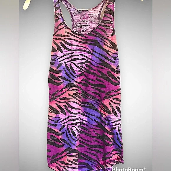 A colorful zebra print tank in pre owned condition. - Picture 1 of 2